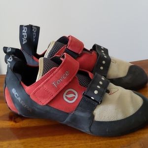 Scarpa Force Men's Rock Climbing Shoe